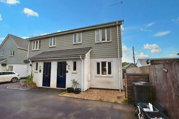 3 Bedroom Semi-Detached House For Sale In Bridge Meadow Close, Lapford, Crediton, Devon, EX17