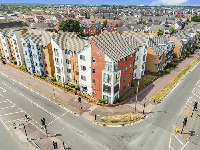 2 Bedroom Flat For Sale In Countess Way, Milton Keynes, MK10