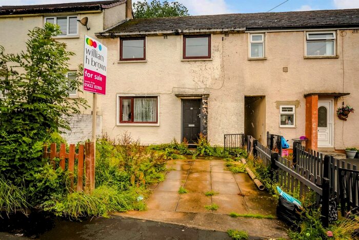 2 Bedroom Terraced House For Sale In Rooley Heights, Sowerby Bridge, HX6