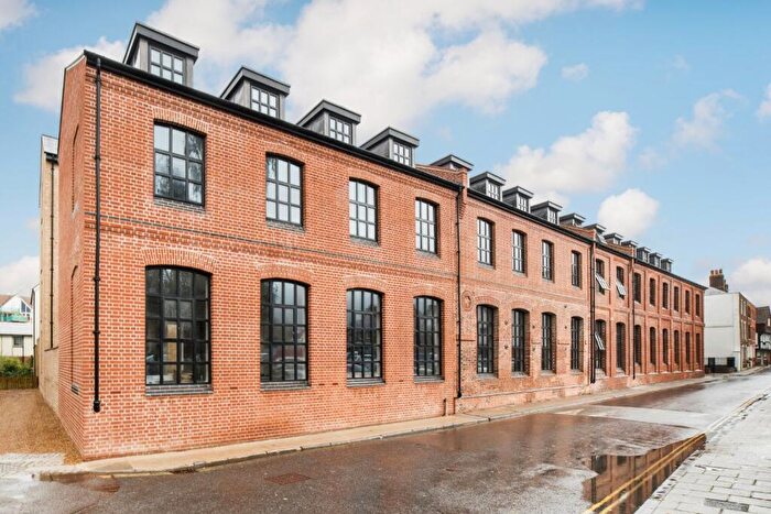 3 Bedroom Terraced House To Rent In Merchants Row, Stour Street, Canterbury, CT1