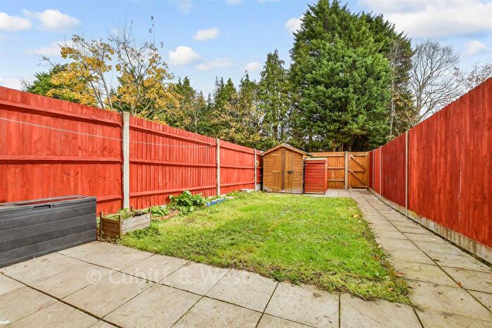 2 Bedroom Terraced House For Sale In Carshalton Road, Banstead, Surrey, SM7
