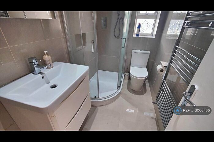 5 Bedroom Detached House To Rent In Mossfield Road, Birmingham, B14
