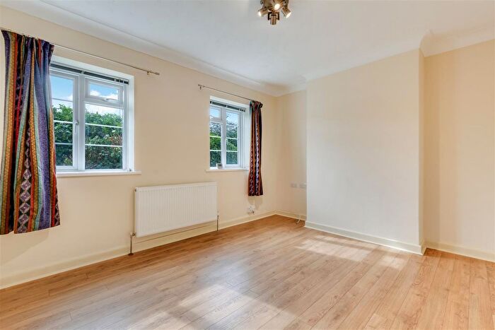 Studio To Rent In Bushey Road, London, SW20