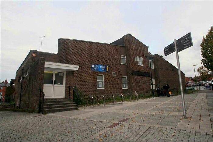 3 Bedroom Flat To Rent In Seal Road, Basingstoke, RG21