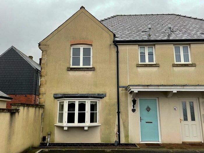 3 Bedroom Semi-Detached House To Rent In Meadow Bank, Llandarcy, Neath, Neath Port Talbot., SA10