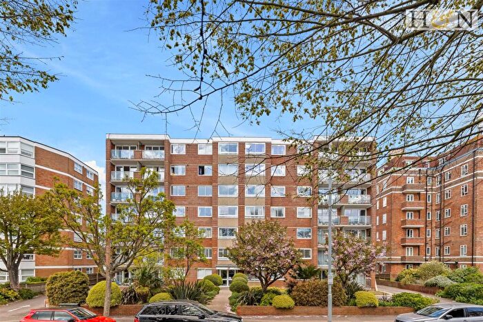 3 Bedroom Flat For Sale In Edward House, New Church Road, Hove, BN3