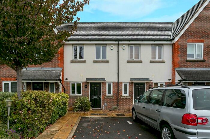 2 Bedroom Terraced House To Rent In Summerleas Close, Hemel Hempstead, Herts, HP2