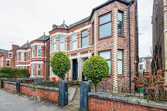 1 Bedroom Apartment For Sale In Albany Road, Chorlton, Manchester, M21