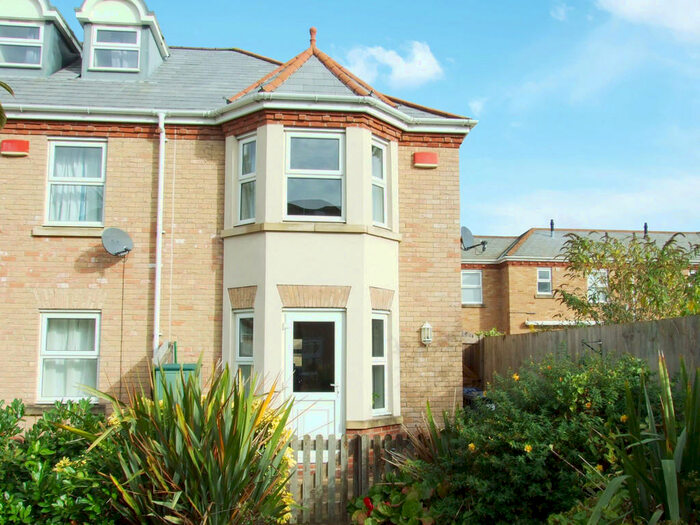 2 Bedroom End Of Terrace House To Rent In Keln Leas, St Ives, PE27