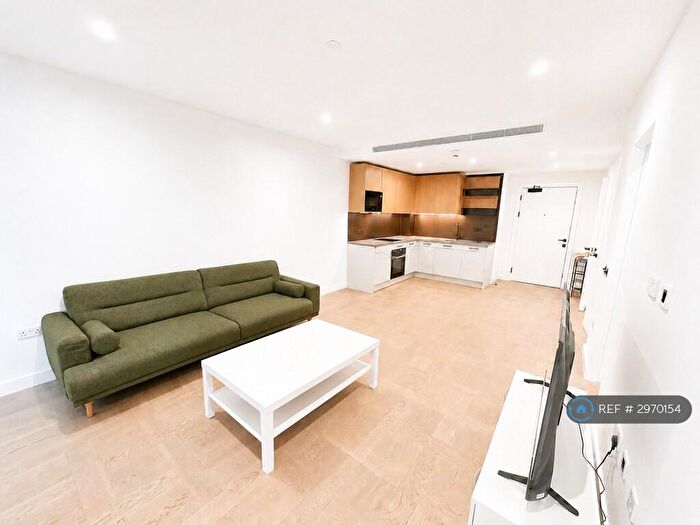 1 Bedroom Flat To Rent In Merino Gardens, London, E1W