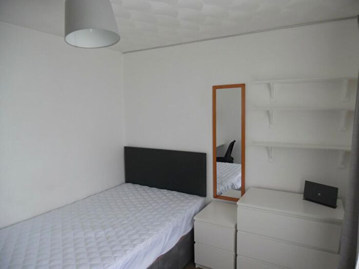 1 Bedroom Terraced House To Rent In Kingsthorpe Grove, Northampton, NN2