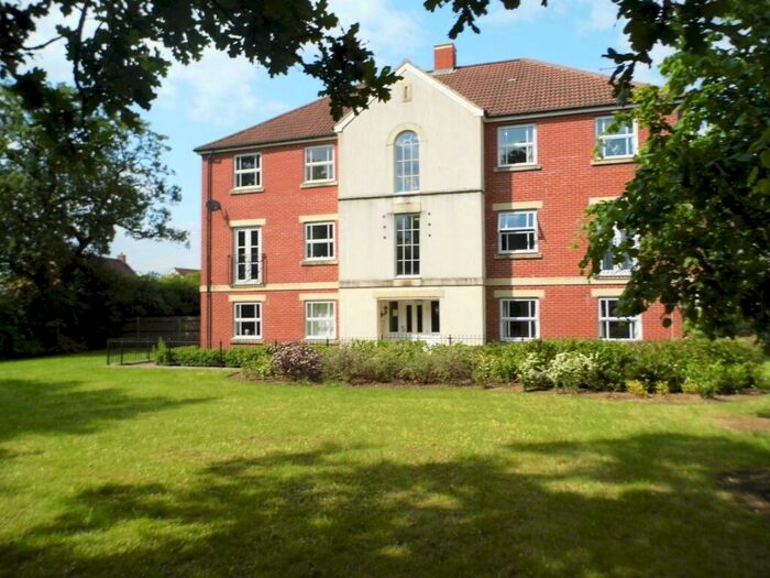 2 Bedroom Flat To Rent In Herschel Close, Swindon, SN25