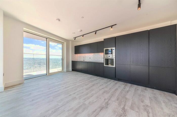 2 Bedroom Flat To Rent In Icon Tower, Portal Way, London, W3