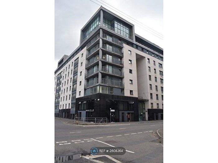2 Bedroom Flat To Rent In Wallace Street, Glasgow, G5