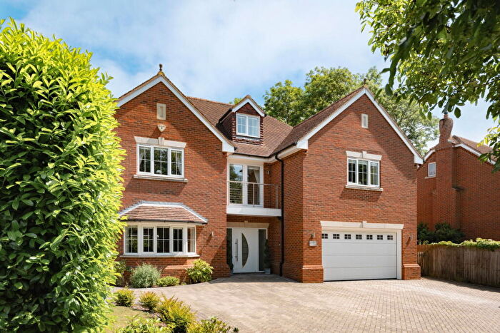 6 Bedroom Detached House For Sale In Spring Brook, Aston Clinton, Buckinghamshire, HP22