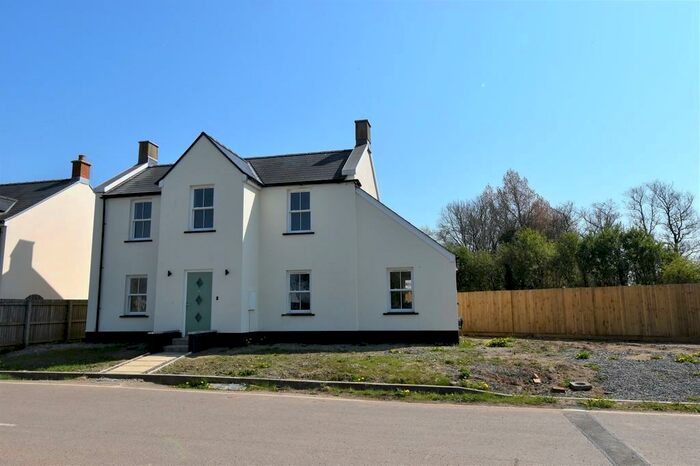 3 Bedroom Detached House For Sale In Hays Lane, SA70