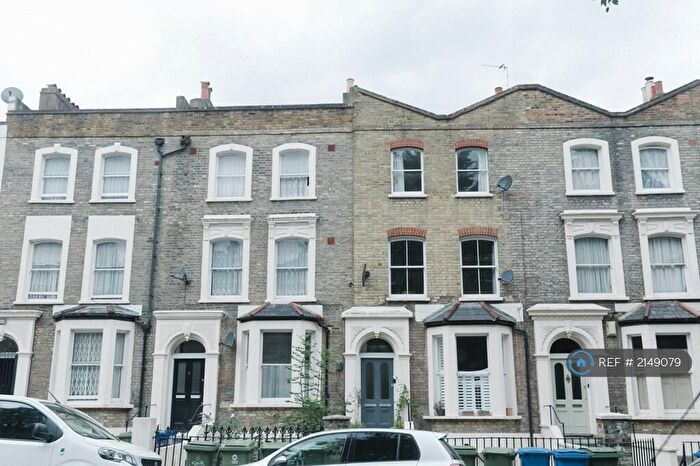 2 Bedroom Flat To Rent In Camberwell, London, SE5