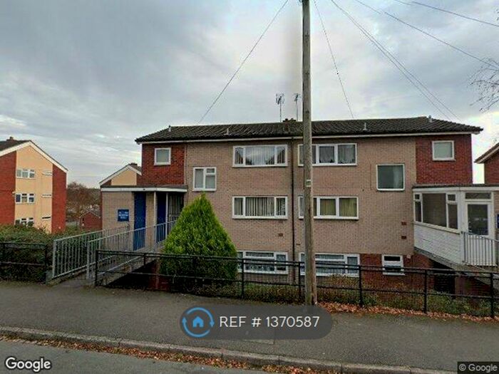3 Bedroom Maisonette To Rent In Hunter Road, Cannock, WS11