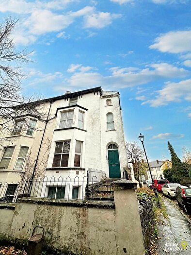 2 Bedroom Apartment For Sale In Wordsworth Avenue, , Roath, CF24