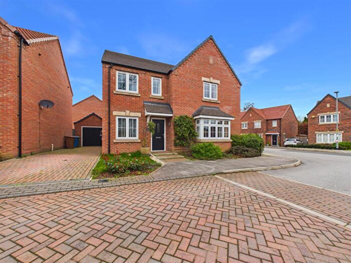 4 Bedroom Detached House For Sale In Ketil Place, Anlaby, Hull, HU10