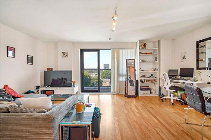 1 Bedroom Flat To Rent In Crowder Street, London, E1