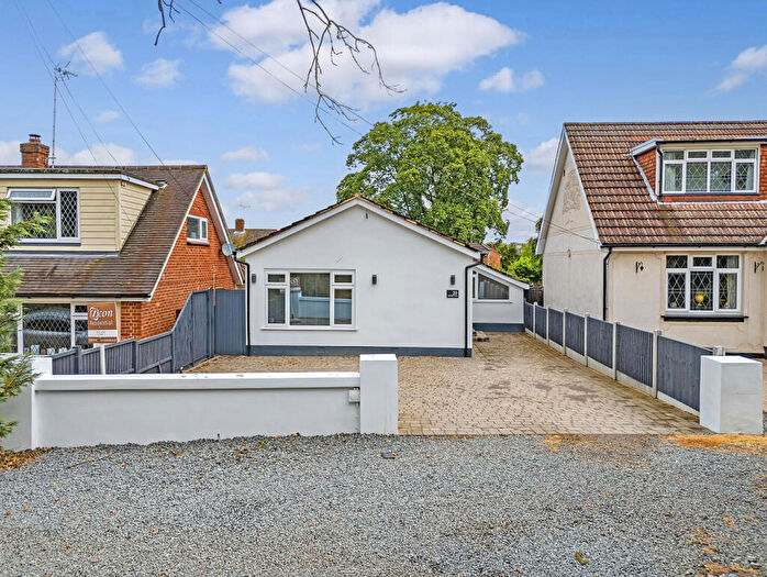 3 Bedroom Detached Bungalow To Rent In Crescent Road, CM12