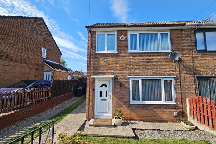 3 Bedroom Semi-Detached House For Sale In Greengate Road, Sheffield, S13