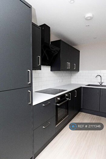 1 Bedroom Flat To Rent In School Road, Sheffield, S10