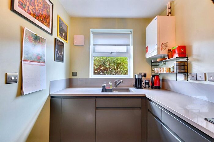 3 Bedroom End Of Terrace House For Sale In Hawthorne Avenue, Long Eaton, Nottingham, NG10