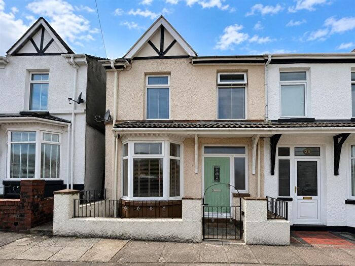 3 Bedroom Semi-Detached House For Sale In North Road, Loughor, Swansea, SA4