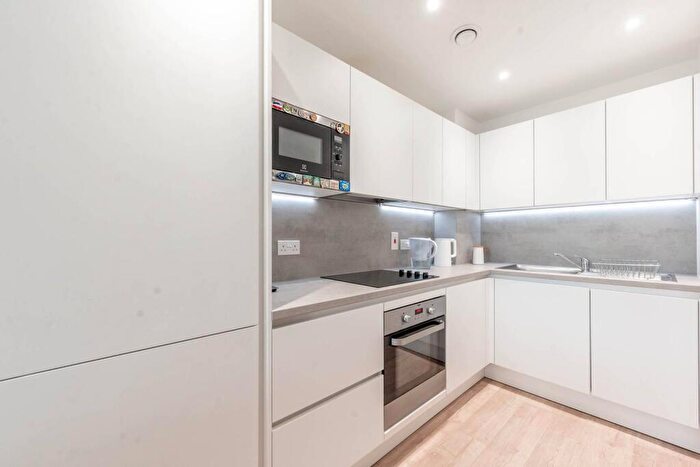 1 Bedroom Flat To Rent In College Road, Harrow, HA1