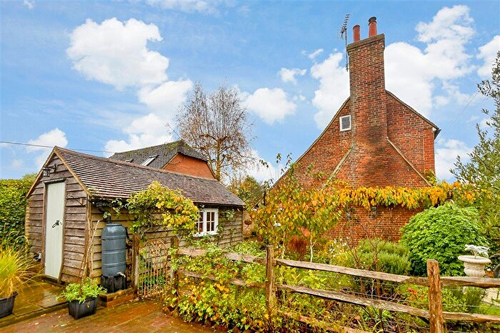 2 Bedroom Semi-Detached House For Sale In Regent Street, Rolvenden, Kent, TN17