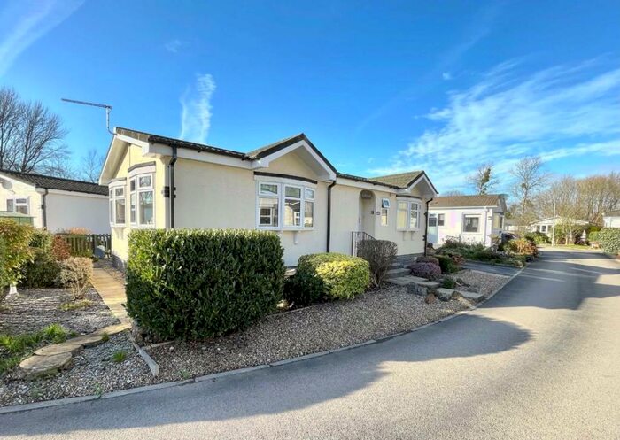 2 Bedroom Park Home For Sale In Elm Tree Park, Portbury, BS20