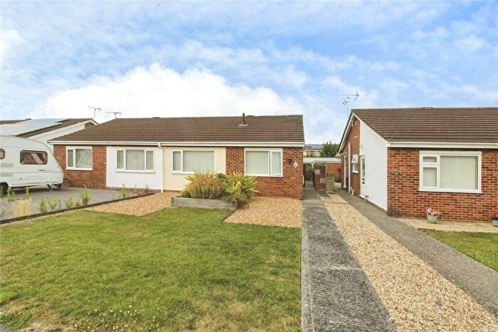 2 Bedroom Bungalow For Sale In Green Lane, Trowbridge, BA14