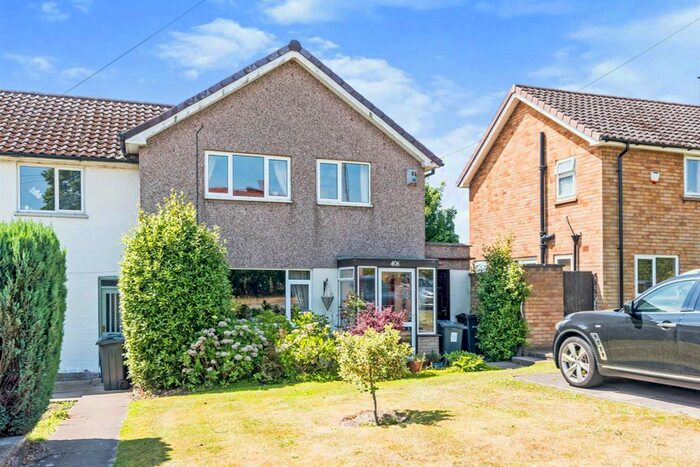 3 Bedroom Semi-Detached House For Sale In Lindridge Road, Sutton Coldfield, B75