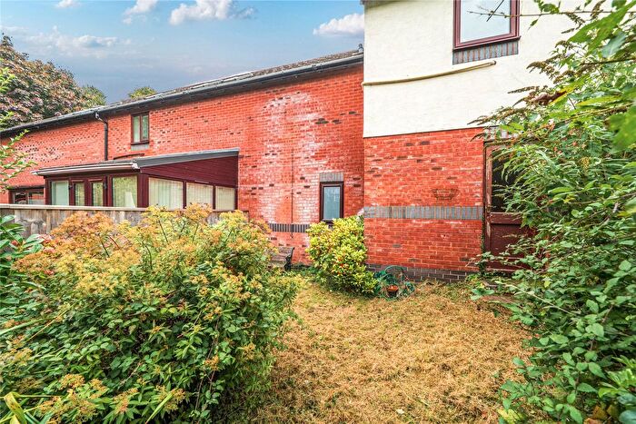 2 Bedroom Flat For Sale In Exeter, Devon, EX1