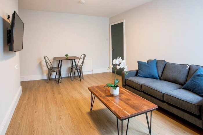 2 Bedroom House To Rent In Helmsley Road, Newcastle Upon Tyne, NE2