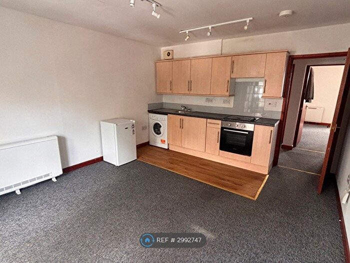 2 Bedroom Flat To Rent In City Road, Bristol, BS2