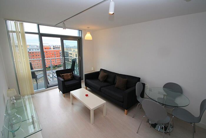 2 Bedroom Flat To Rent In Manor Mills, Ingram Street, Leeds, West Yorkshire, LS11