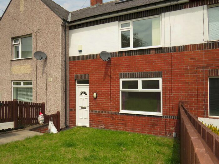 2 Bedroom House To Rent In Ovenden Close, Halifax, HX3