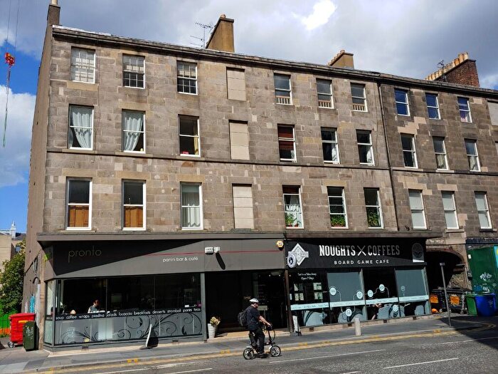 4 Bedroom Terraced House To Rent In Morrison Street, Edinburgh, EH3