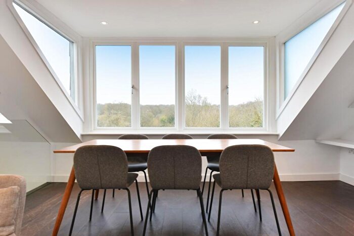 1 Bedroom Flat To Rent In South Hill Park, Hampstead., NW3