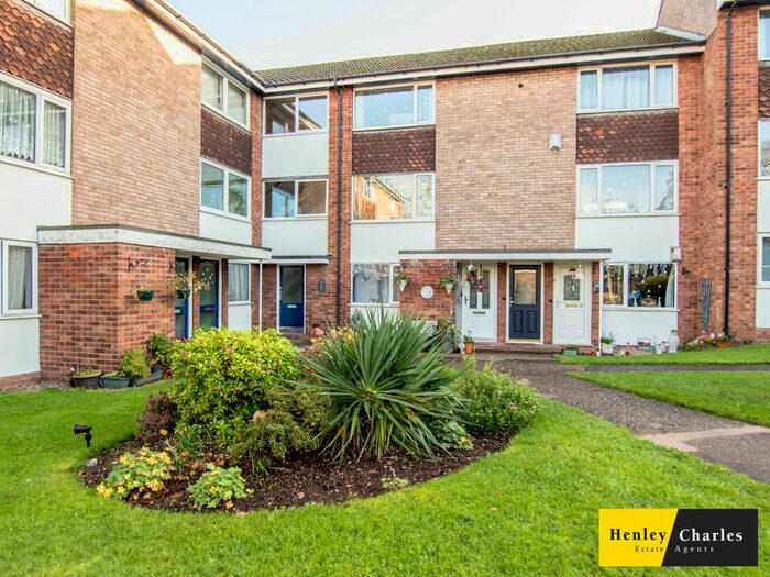 2 Bedroom Flat To Rent In Park Close, Erdington, Birmingham B24