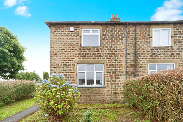 3 Bedroom Semi-Detached House For Sale In Golden View Drive, Keighley, BD21