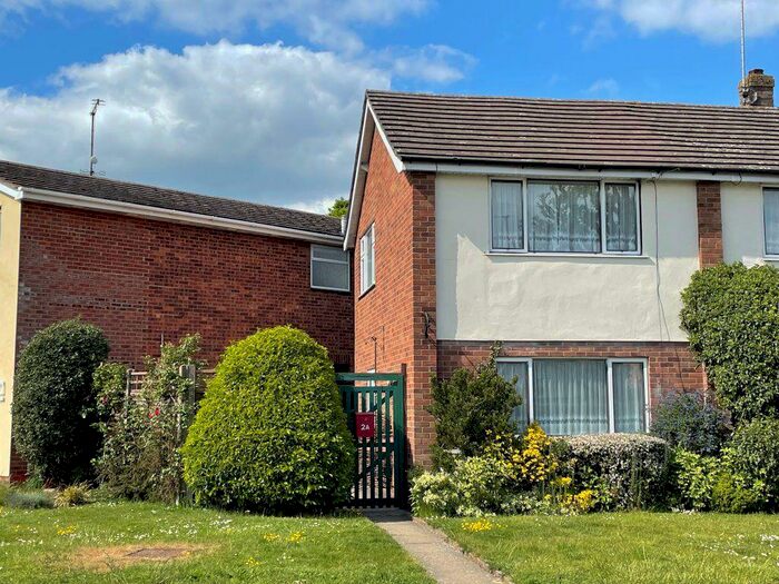 2 Bedroom House To Rent In West Bergholt, CO6