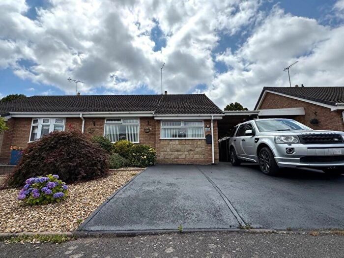 2 Bedroom Semi-Detached Bungalow For Sale In The Eyrie, Winshill, Burton-on-Trent, DE15