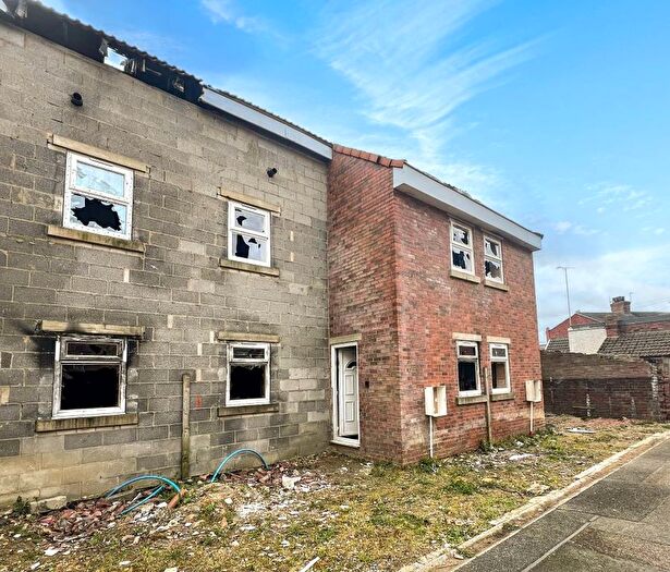 3 Bedroom Terraced House For Sale In (F) Barnsley Road, South Elmsall, Pontefract, WF9