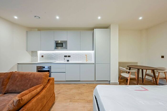 Studio To Rent In Selborne Road, Walthamstow, E17