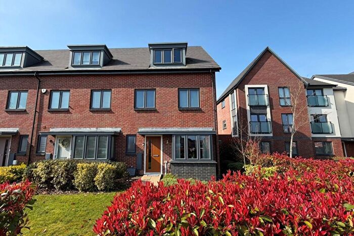 4 Bedroom End Of Terrace House To Rent In Houlton Way, Houlton, Rugby, CV23