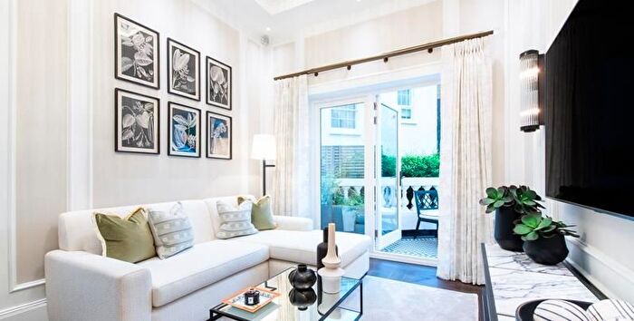 2 Bedroom Property To Rent In Prince Of Wales Terrace, London, W8